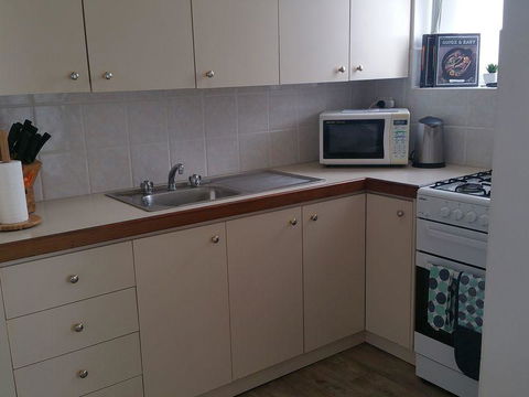 High Tor - Kalgoorlie Accommodation 18