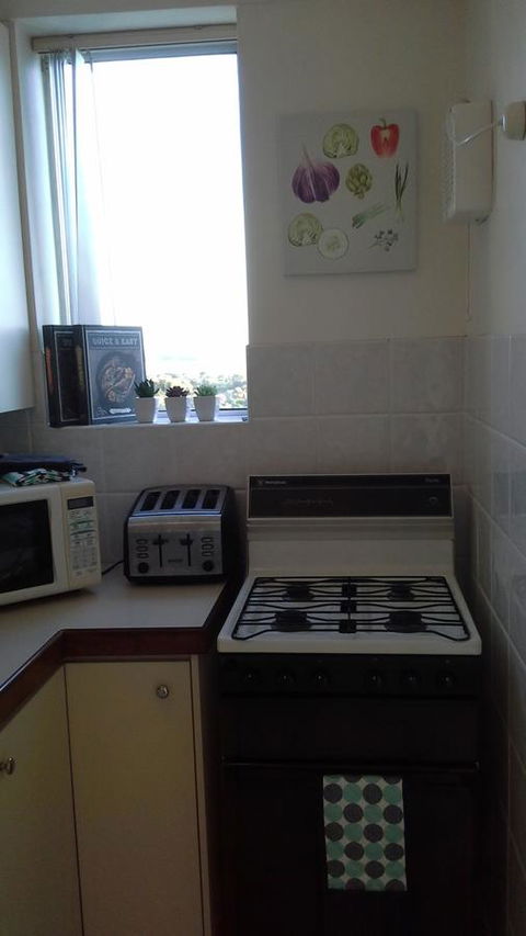 High Tor - Kalgoorlie Accommodation 19