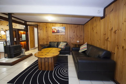 Rustic Retreat Esperance - Kalgoorlie Accommodation 7