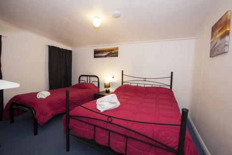 Rustic Retreat Esperance - Kalgoorlie Accommodation 21