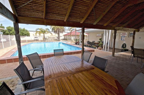 Bunbury Motel And Apartments - Kalgoorlie Accommodation 4