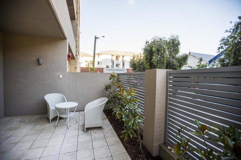 Zappeion Apartments - Kalgoorlie Accommodation 15