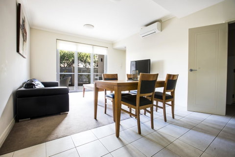 Zappeion Apartments - Kalgoorlie Accommodation 12