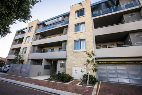Zappeion Apartments - Kalgoorlie Accommodation 6