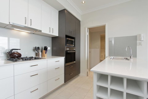 Zappeion Apartments - Kalgoorlie Accommodation 26