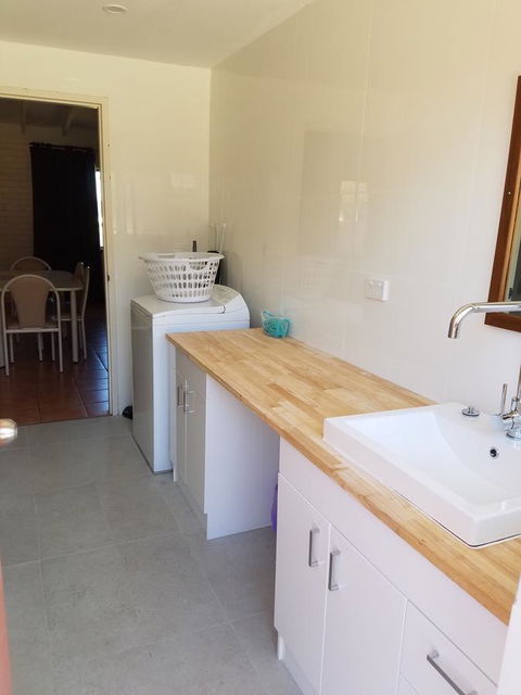 Kalbarri Seaview Villas - Kalgoorlie Accommodation 0