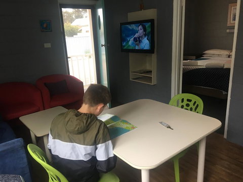 Esperance Central Accommodation - Kalgoorlie Accommodation 7