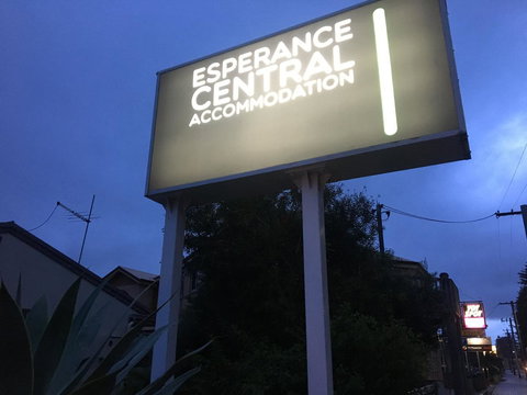 Esperance Central Accommodation - Kalgoorlie Accommodation 12