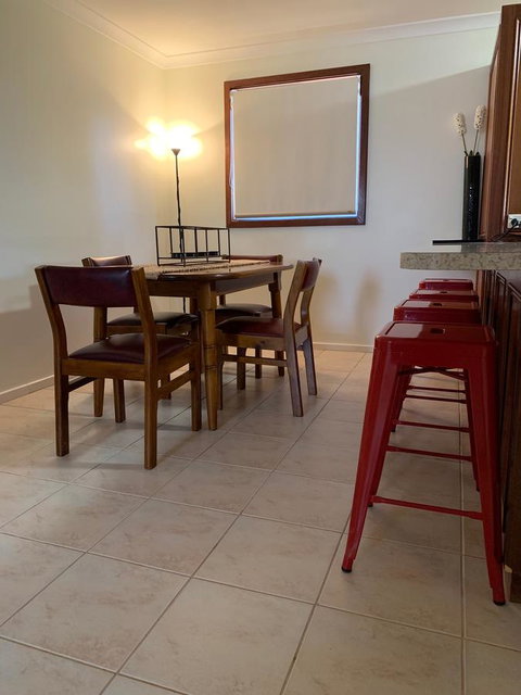 The Cottage That Could - Kalgoorlie Accommodation 7