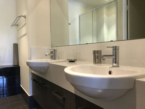 Swan Valley Townhouse - Kalgoorlie Accommodation 23