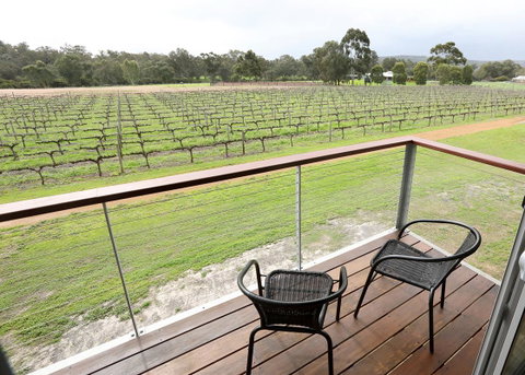 Lot113 Vineyard Accommodation - Kalgoorlie Accommodation 6