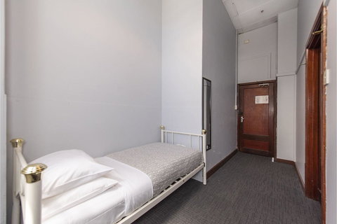 The Old Swan Barracks - Kalgoorlie Accommodation 21