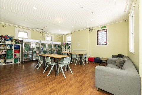 The Old Swan Barracks - Kalgoorlie Accommodation 14