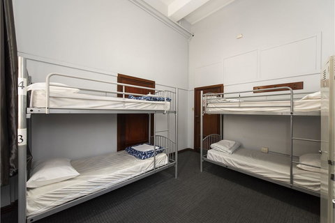 The Old Swan Barracks - Kalgoorlie Accommodation 31