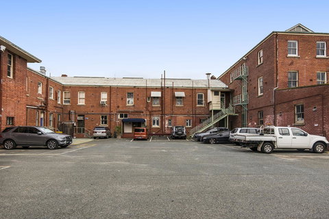The Old Swan Barracks - Kalgoorlie Accommodation 36
