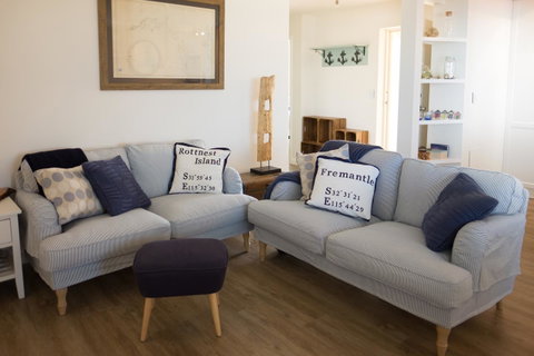 Cottesloe Blue Apartment - Executive Escapes - Kalgoorlie Accommodation 7