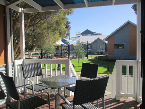 Mandurah Ocean Marina Chalets - Kalgoorlie Accommodation 40