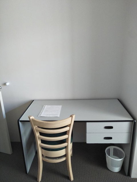 Near Train Station - Kalgoorlie Accommodation 7