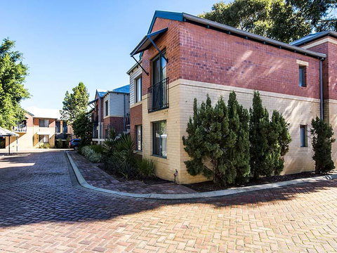 Subiaco Village 28 - Kalgoorlie Accommodation 24
