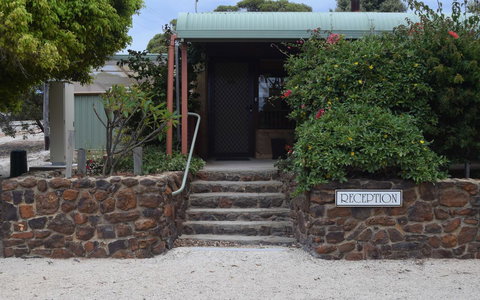 Hopetoun Motel & Chalet Village - Kalgoorlie Accommodation 9
