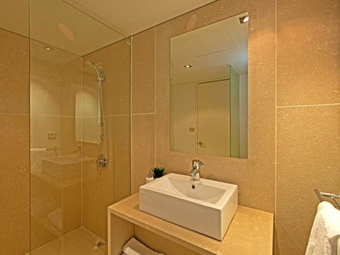 Astra Apartments Perth - Zenith - Kalgoorlie Accommodation 2