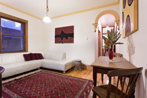 Annie's Victorian Terrace Accommodation Fremantle - Kalgoorlie Accommodation 22