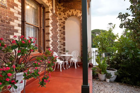 Annie's Victorian Terrace Accommodation Fremantle - Kalgoorlie Accommodation 25