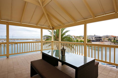 The Marina Hotel - Mindarie - Kalgoorlie Accommodation 7