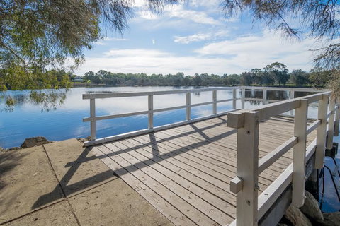 Ascot On Swan Bed & Breakfast - Kalgoorlie Accommodation 1