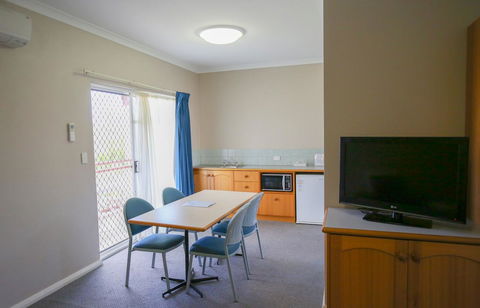 Esplanade Hotel Busselton - Kalgoorlie Accommodation 20