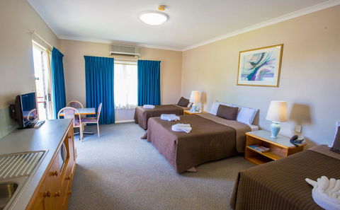 Esplanade Hotel Busselton - Kalgoorlie Accommodation 23