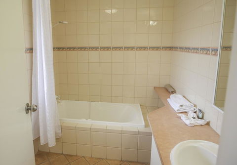 Esplanade Hotel Busselton - Kalgoorlie Accommodation 37