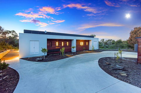 Tamar Solar Home - Kalgoorlie Accommodation 2