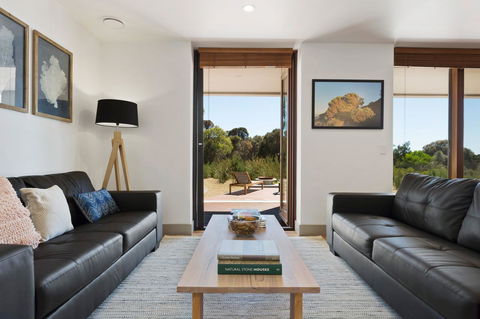 Tamar Solar Home - Kalgoorlie Accommodation 1