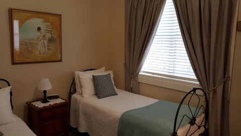 Arendon Cottage - Kalgoorlie Accommodation 9