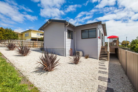 Bircoo Cottage Beach And Golf Getaway - Kalgoorlie Accommodation 0
