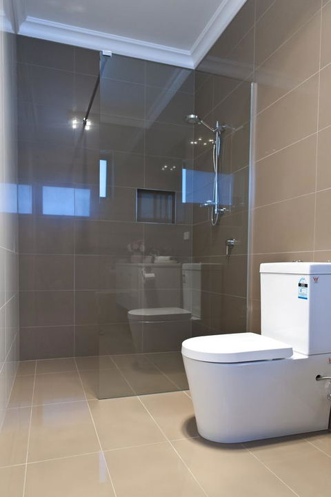 Sandy Bay Waterfront Home - Kalgoorlie Accommodation 8