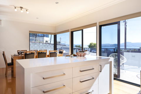 Sandy Bay Waterfront Home - Kalgoorlie Accommodation 20