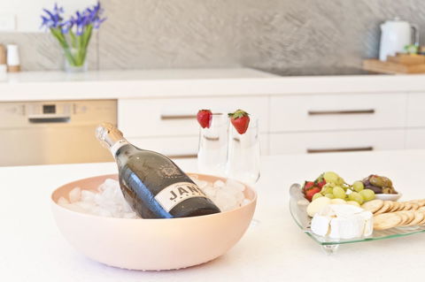 Sandy Bay Waterfront Home - Kalgoorlie Accommodation 36