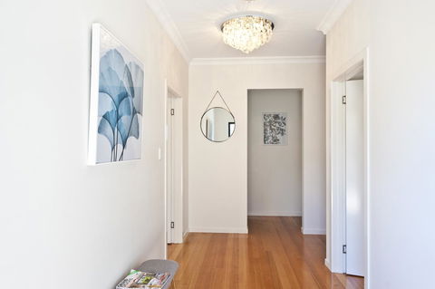 Sandy Bay Waterfront Home - Kalgoorlie Accommodation 25