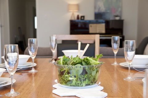 Sandy Bay Waterfront Home - Kalgoorlie Accommodation 18