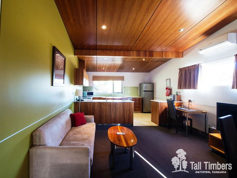 Tall Timbers Tasmania - Kalgoorlie Accommodation 17