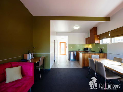 Tall Timbers Tasmania - Kalgoorlie Accommodation 24