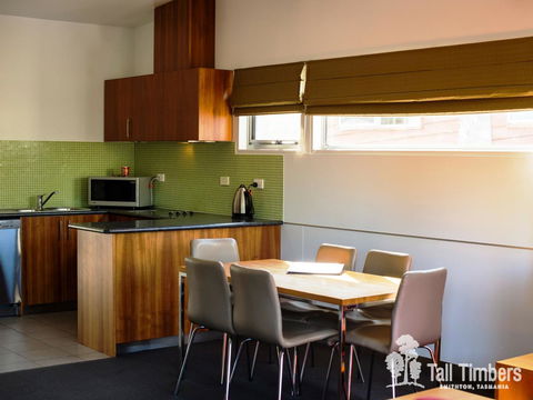 Tall Timbers Tasmania - Kalgoorlie Accommodation 16