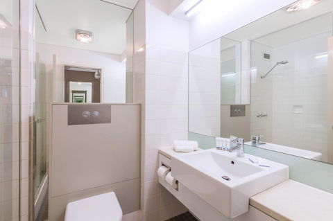 Best Western Plus Launceston - Kalgoorlie Accommodation 4