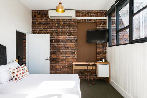 The Florance - Kalgoorlie Accommodation 38