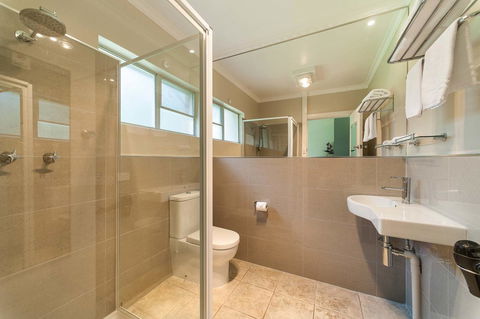 The Waterfront Wynyard - Kalgoorlie Accommodation 23