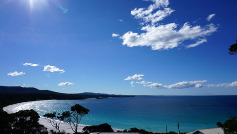 SEA EAGLE COTTAGE Amazing Views Of Bay Of Fires - Kalgoorlie Accommodation 18