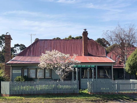 Kerrellie Cottages 2, 4 & 8 Reid Street - Kalgoorlie Accommodation 0