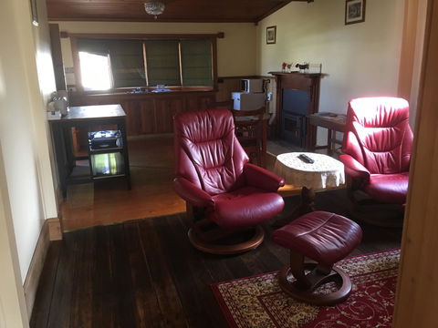 Kerrellie Cottages 2, 4 & 8 Reid Street - Kalgoorlie Accommodation 15